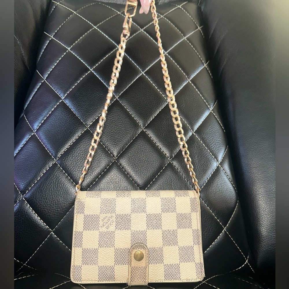 Louis Vuitton clutch wallet